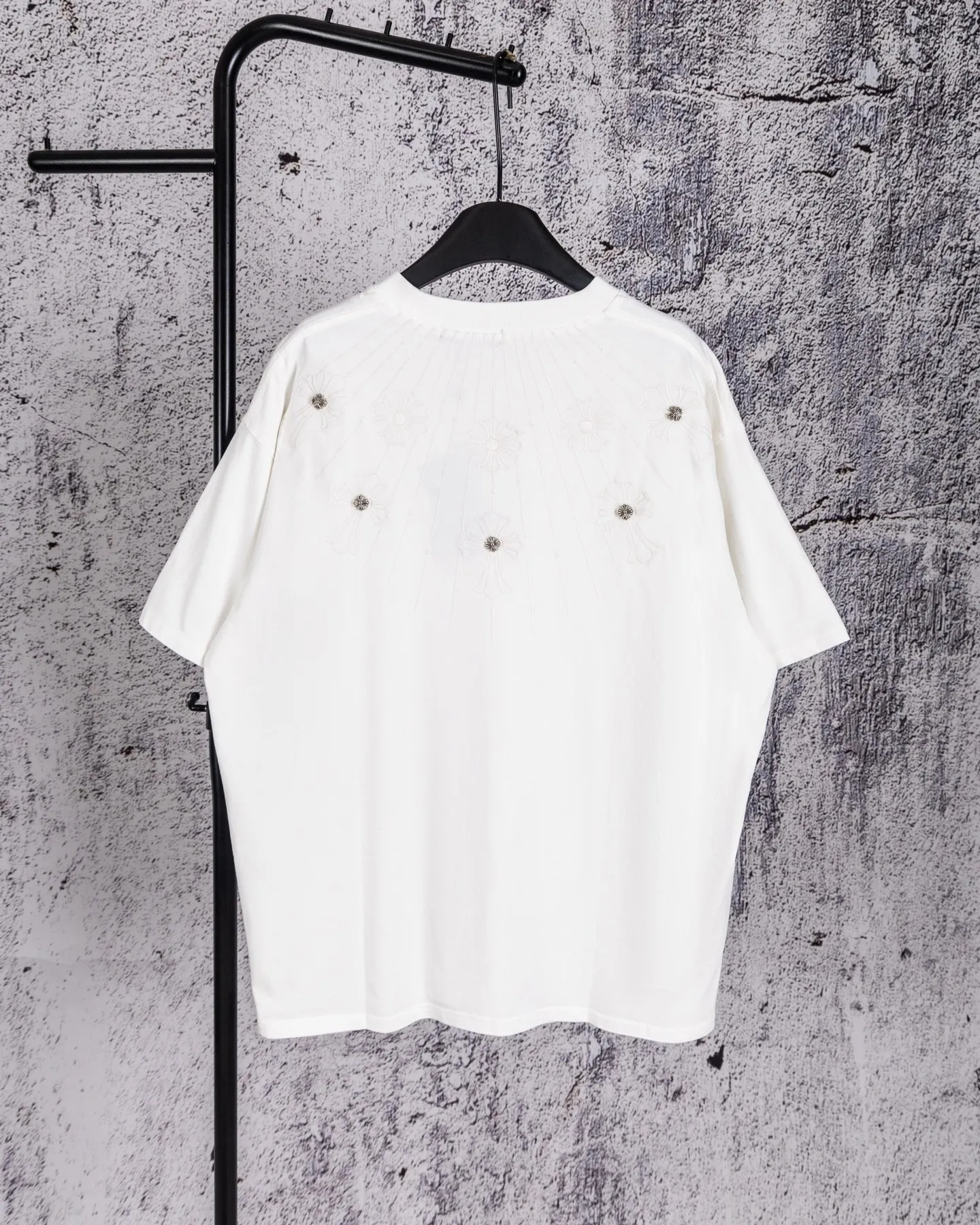 105 Chrome hearts CH 26ss T ， Color Change！（Black White Light Blue） ！ ， ， ， ， 。 Breathable， ， Same Style 。 ， ， 、 、 。 Authentic ， ， ， Versatile ， 、 Retro ！ ：Black White Size：S—XL